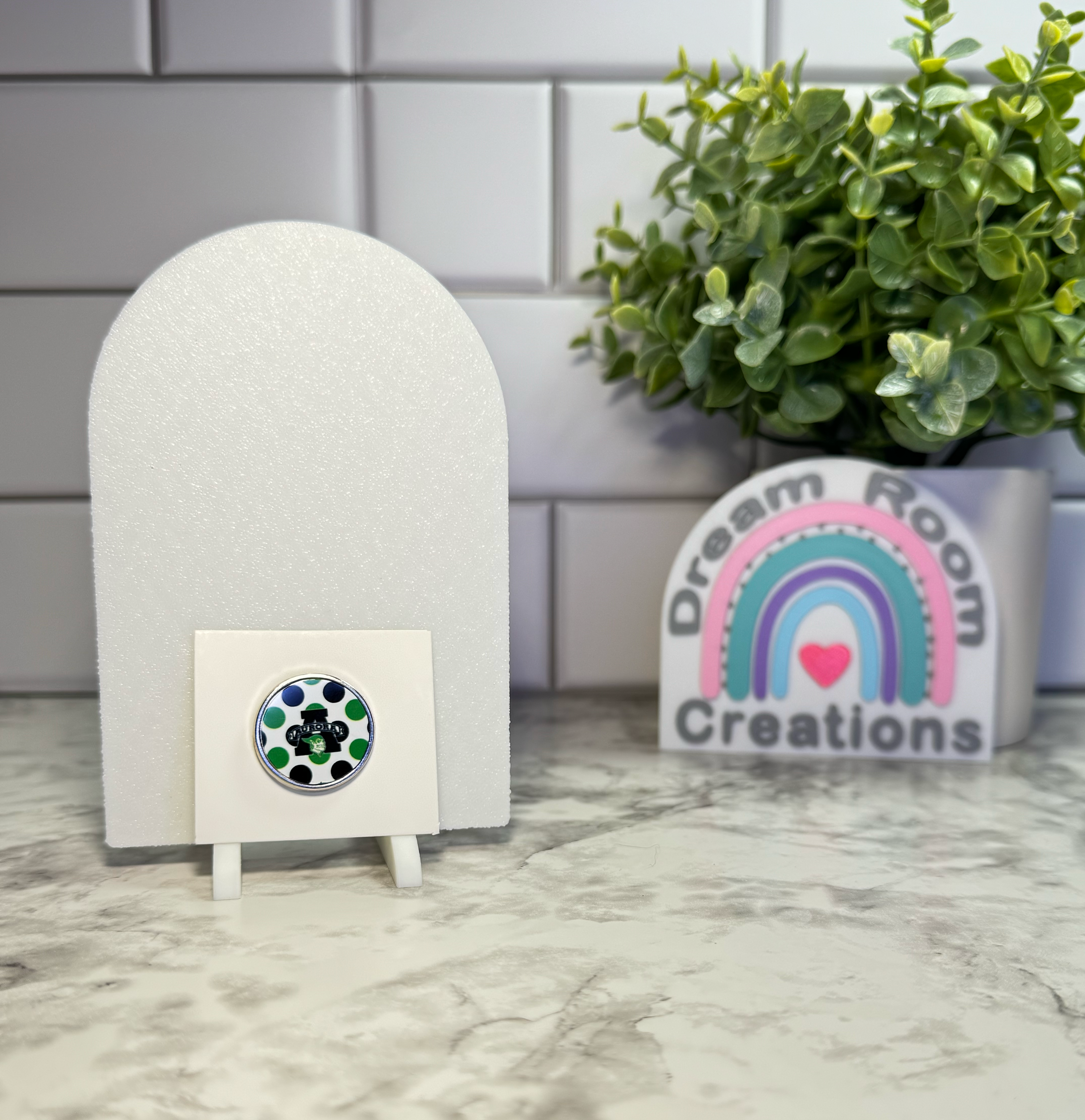 Aurora Polka Dots Lapel Pin