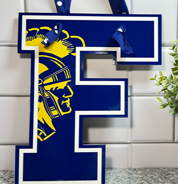 Findlay F Door Hanger